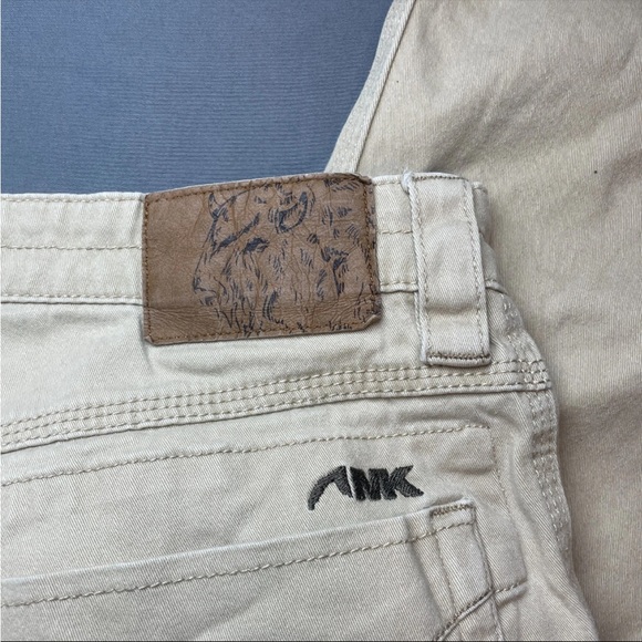 SOLD SOLD SOLD - Picture 7 of 12